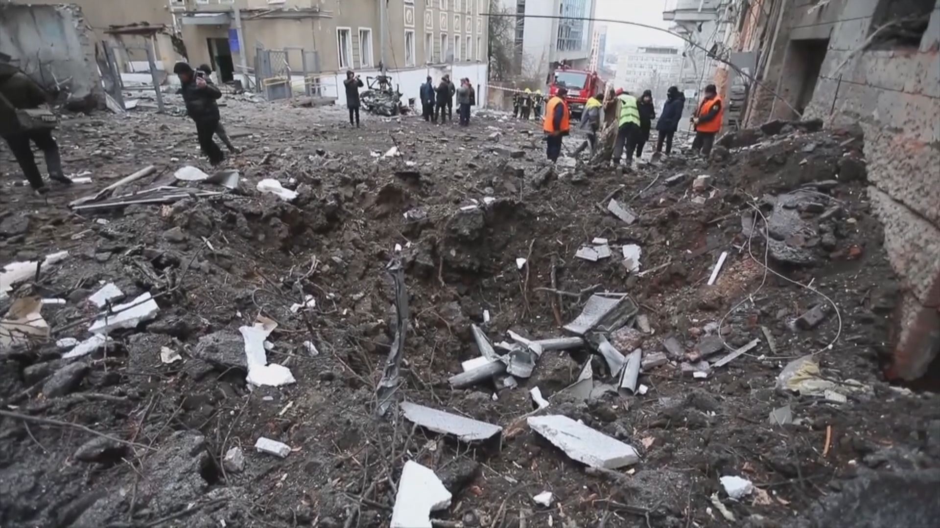 哈爾科夫再遭俄軍空襲最少四人受傷　烏防長稱有信心西方國家將提供戰機