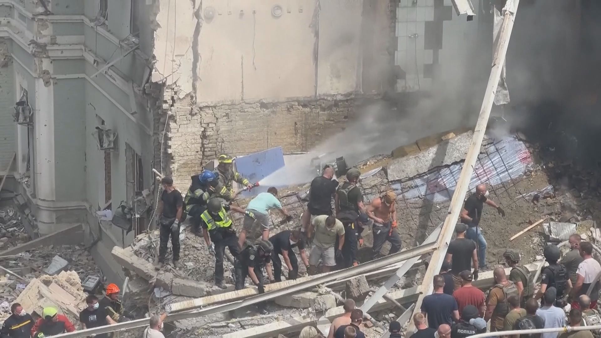 烏克蘭首都基輔及多個城市受到俄羅斯空襲 過百人死傷