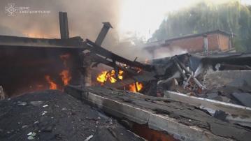 烏克蘭再遭空襲最少9人死亡　烏方拒普京提議澤連斯基到莫斯科會面