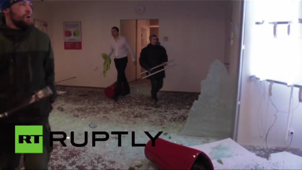 烏克蘭右翼分子破壞俄資銀行