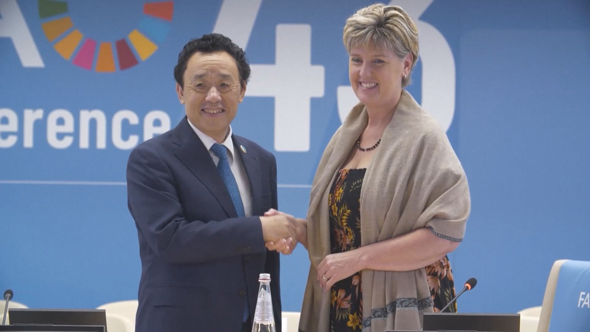 屈冬玉連任聯合國糧農組織總幹事