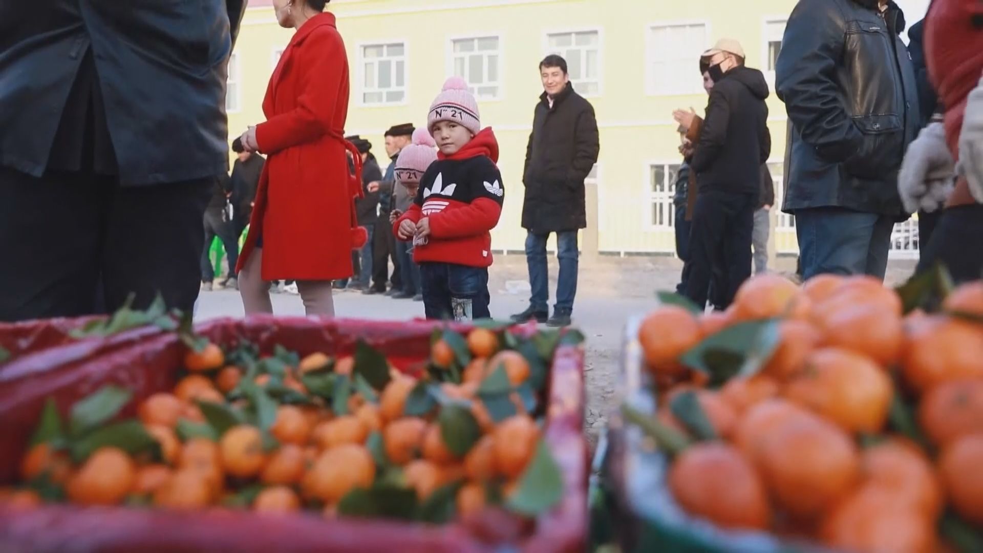 新疆官員斥美英等國企圖破壞中國穩定