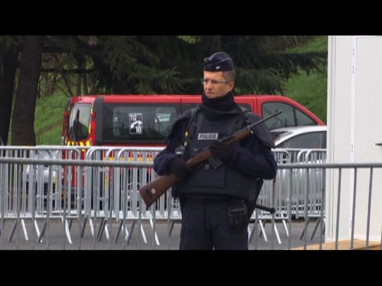 恐襲陰霾下巴黎會場保安森嚴