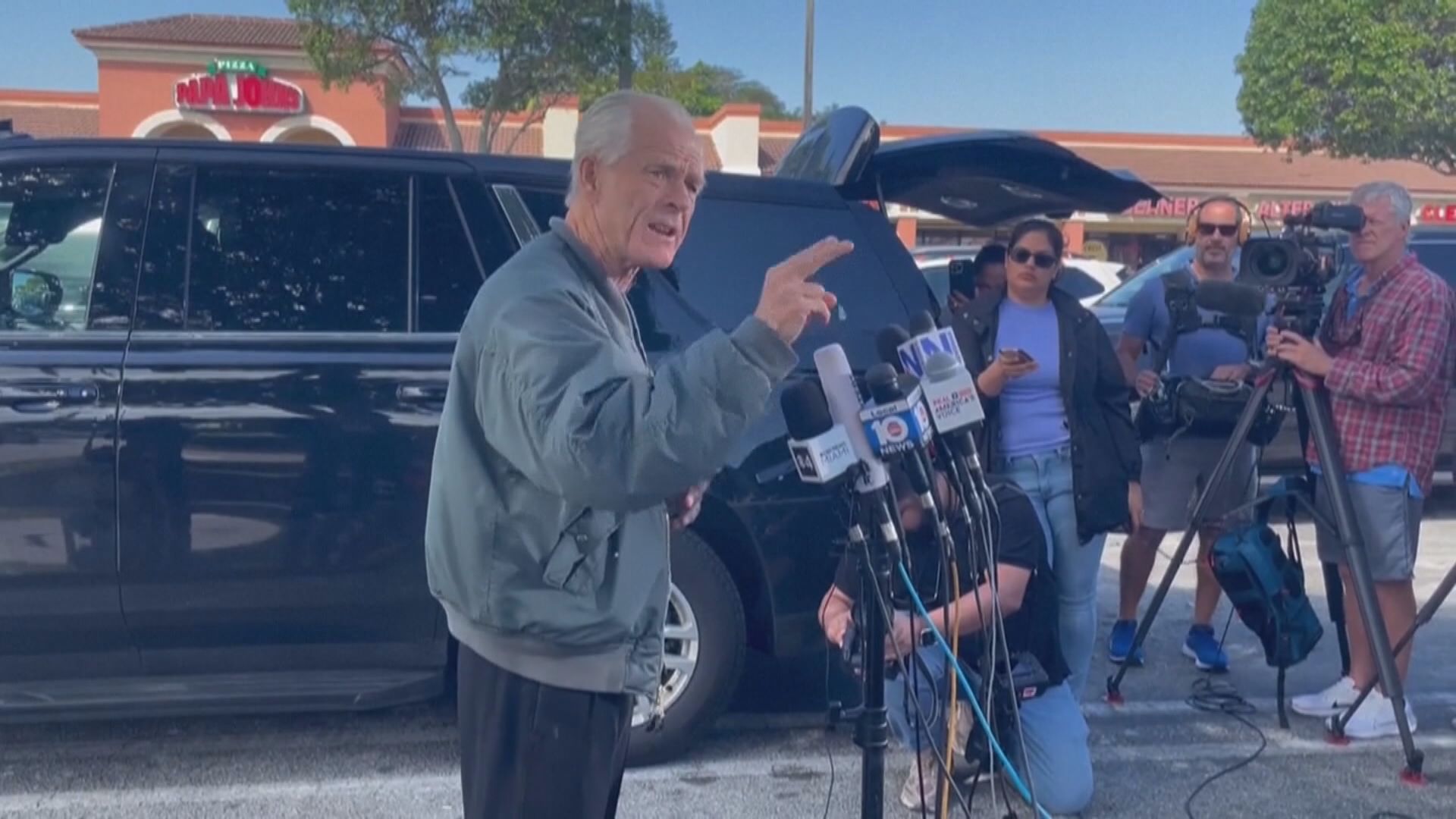 據報白宮貿易顧問納瓦羅建議將加拿大逐出五眼聯盟