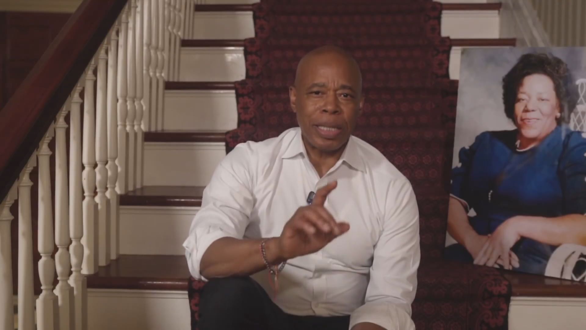 紐約市長亞當斯宣布放棄競逐連任