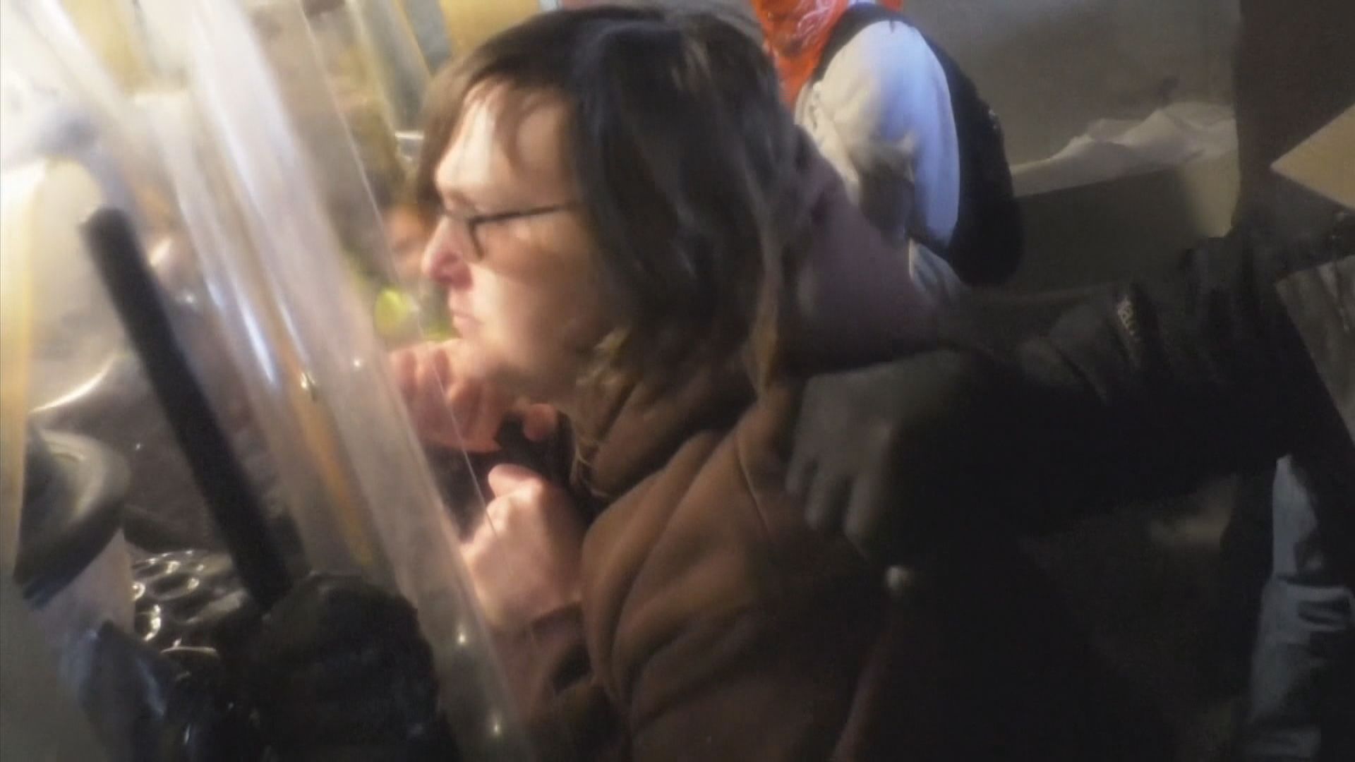 美國國會暴亂事件至少57人被起訴　檢察官指不排除控以煽動罪