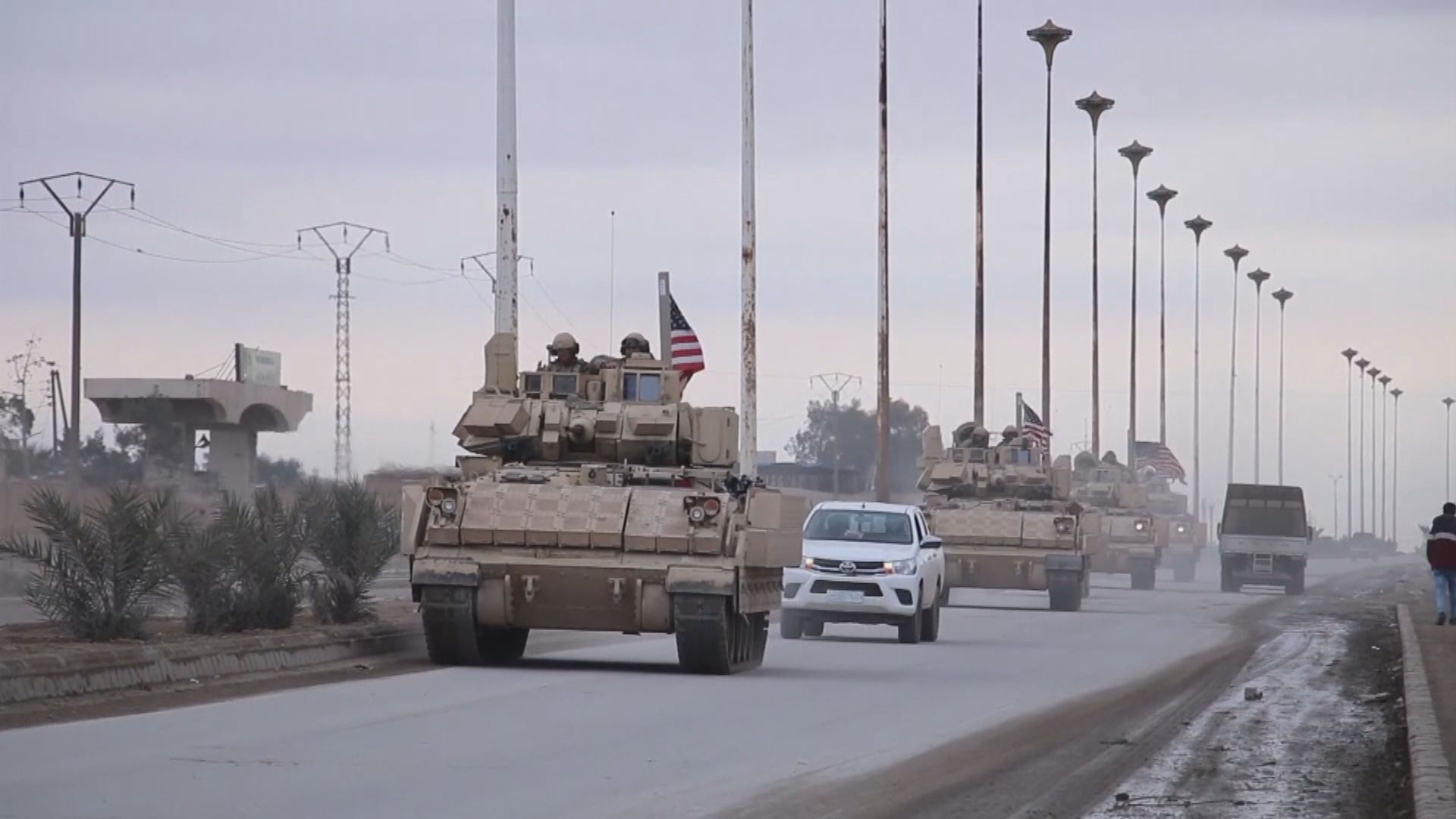 美軍在敘利亞基地據報遭火箭炮襲擊釀四名士兵死亡