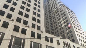 華爾街多間大型銀行增加季度股息 