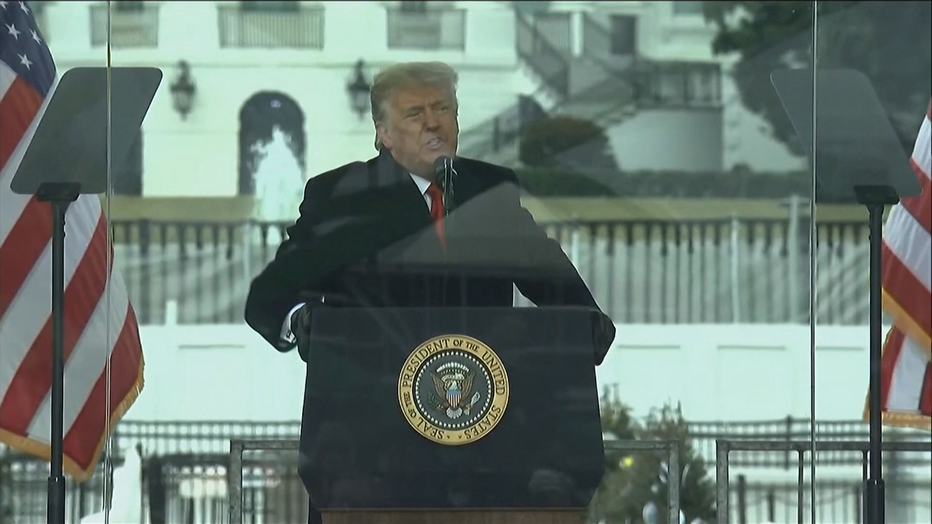 美國民主黨兩院領袖要求盡快將特朗普趕下台