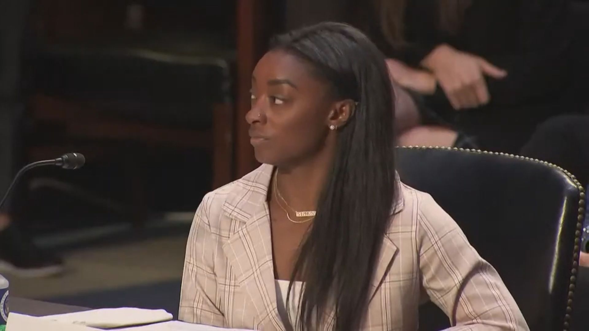 美國女子體操選手批體育制度縱容性侵行為