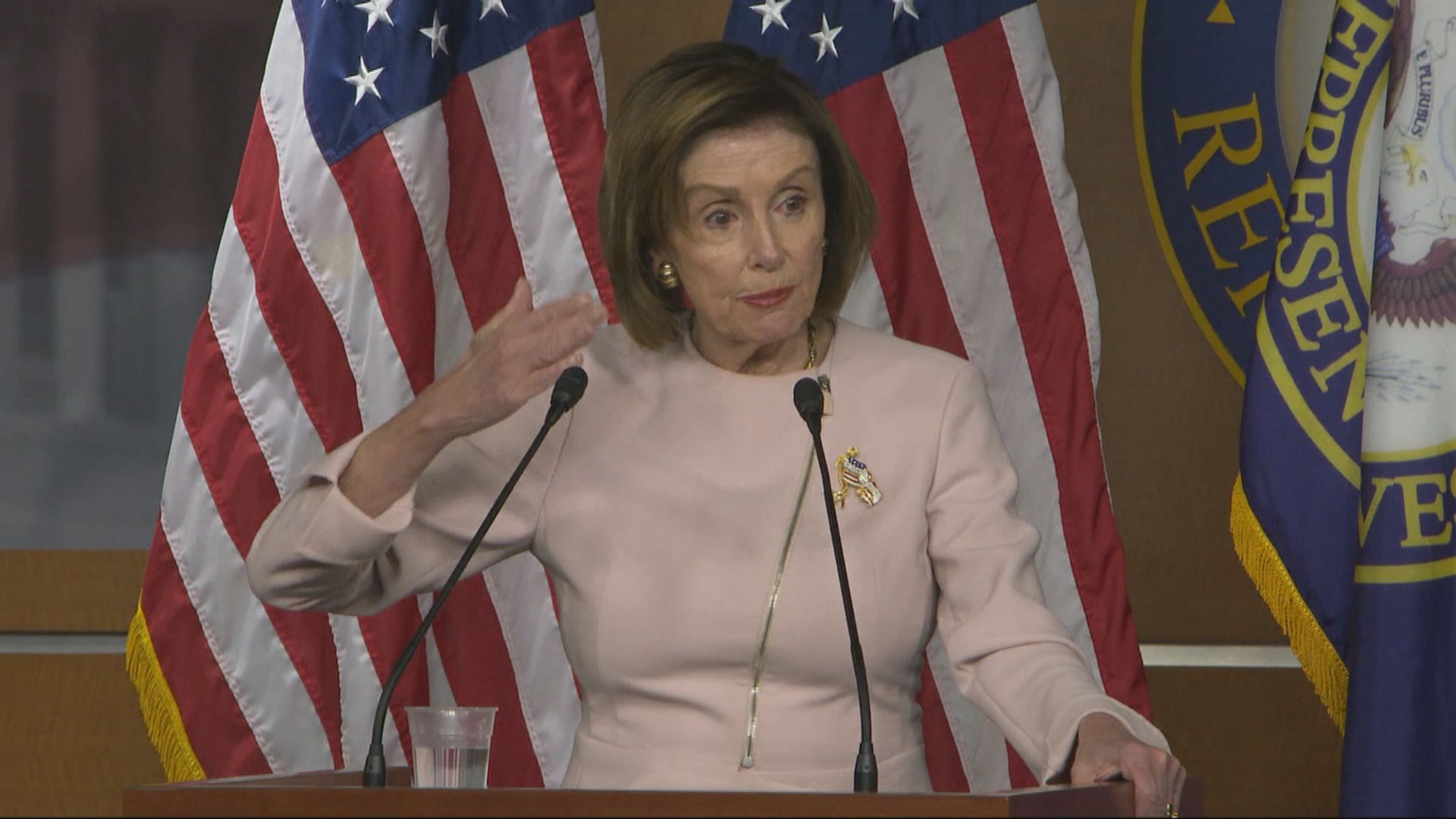 佩洛西稱民主黨人就社會開支法案接近達成協議