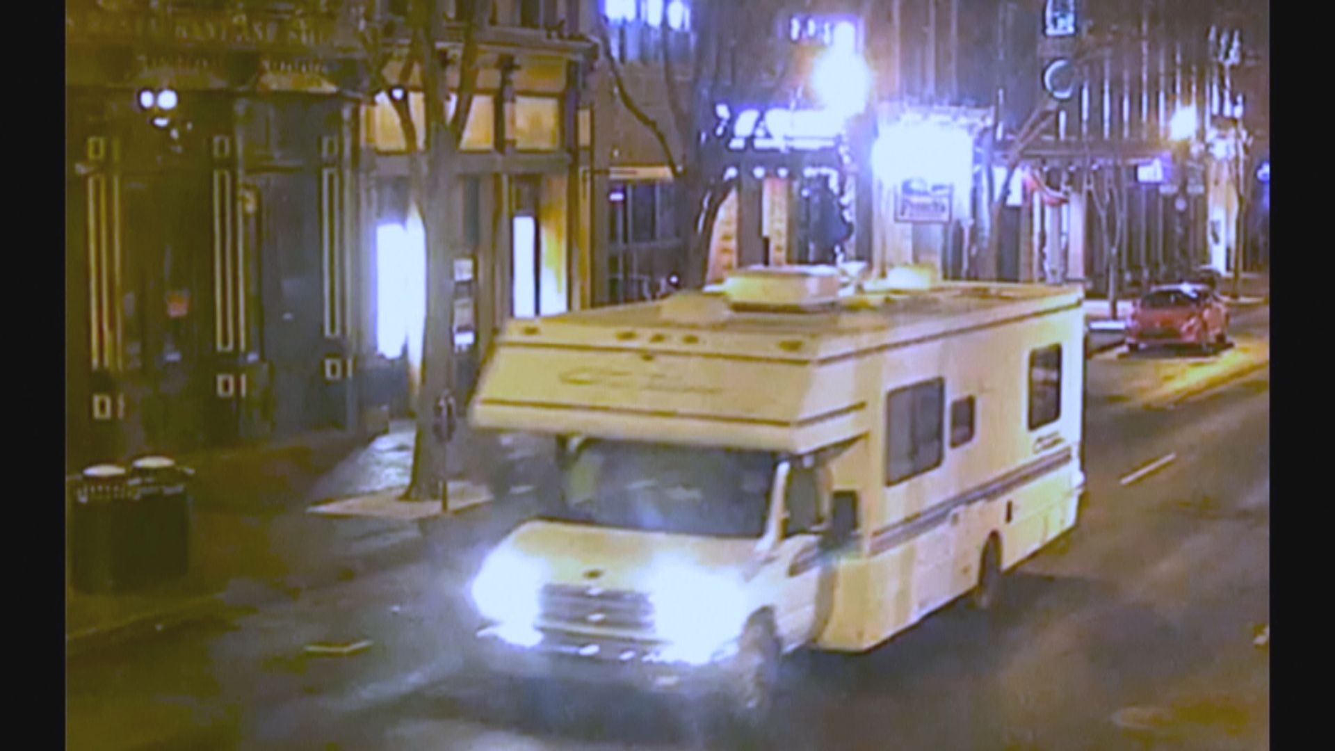 消息指美國露營車爆炸案為自殺式爆炸　當局現場找到人體殘骸