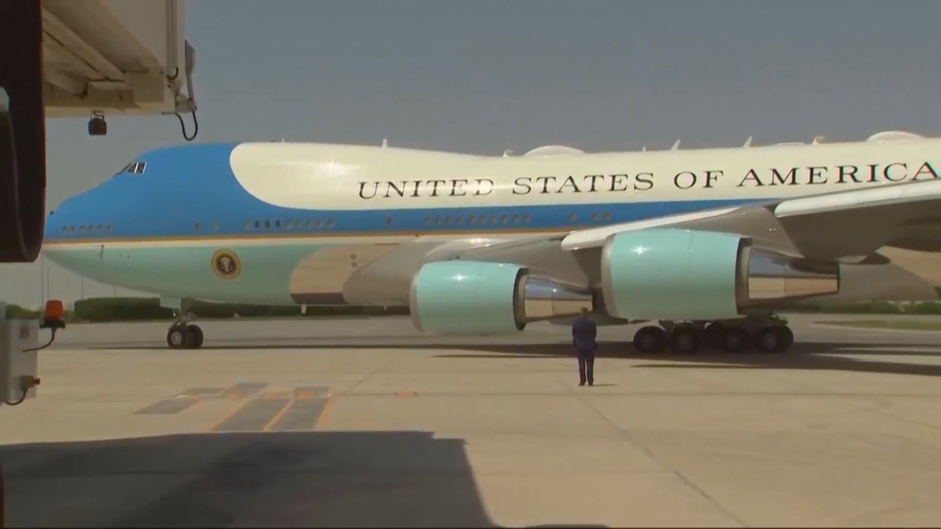 美國正式接受卡塔爾贈送波音747飛機　作為總統專機