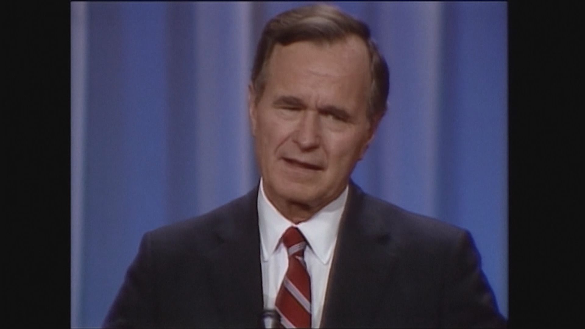 空軍一號將運送老布殊靈柩到華府