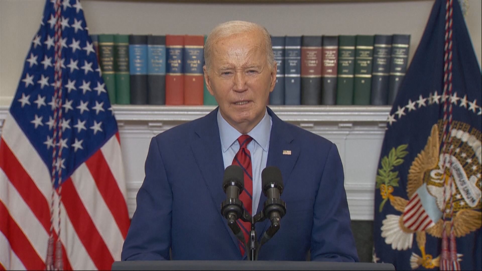 拜登回應大學聲援巴人示威浪潮 重申暴力就是違法