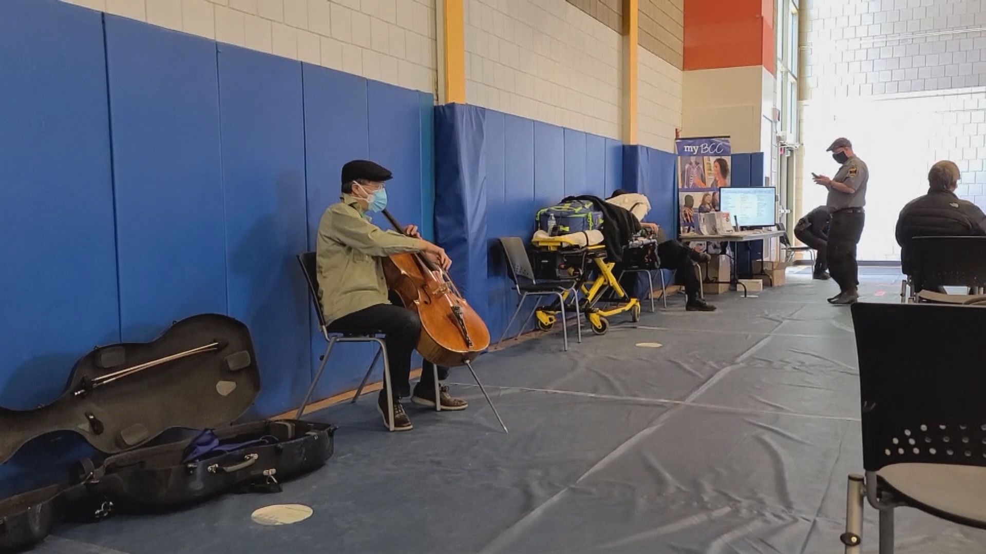 【音樂治療】馬友友接種新冠疫苗後即興演奏