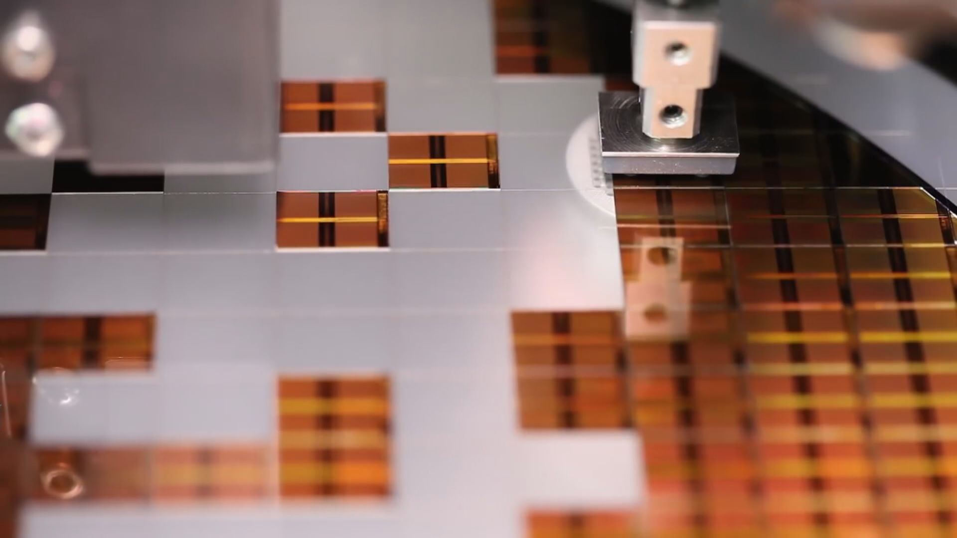 拜登：美國在生產晶片方面應急起直追　警惕中國發展