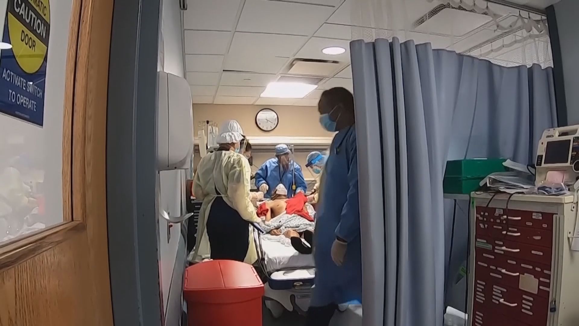 特朗普質疑中國出於經濟動機任由疫情擴散