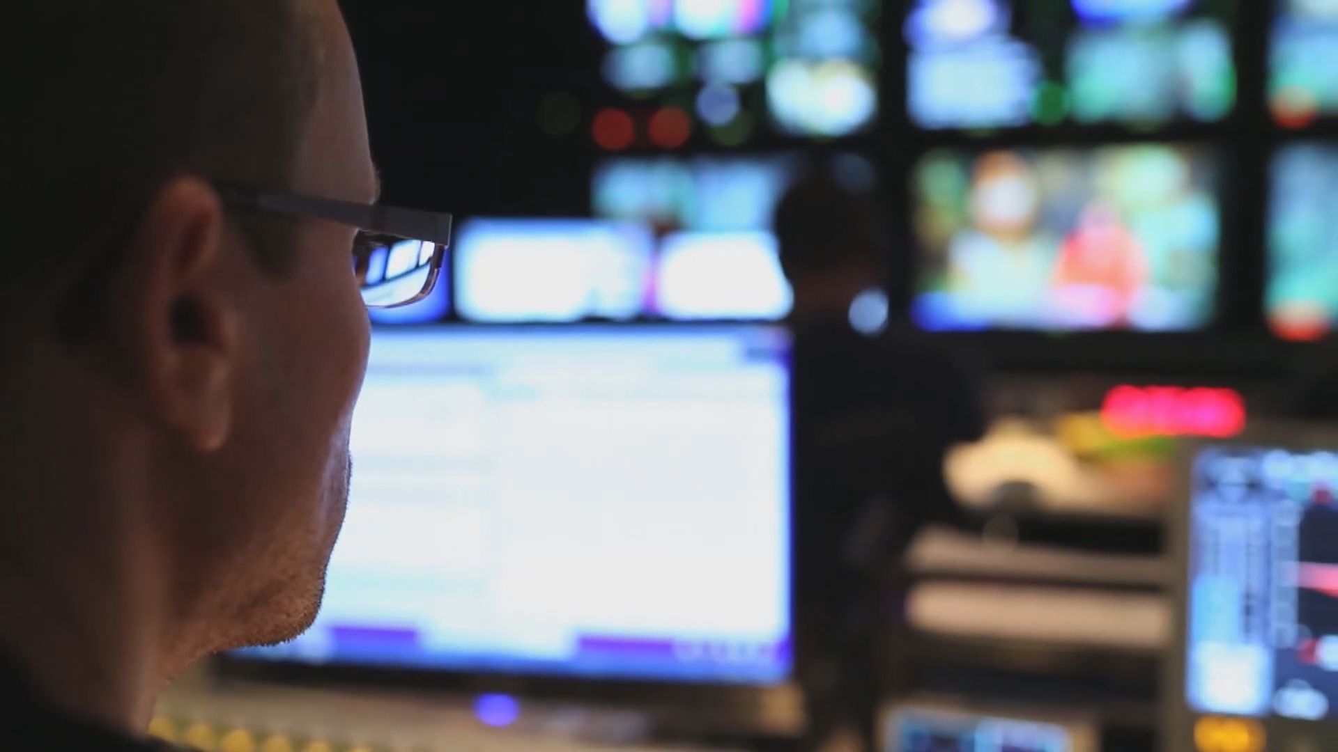 美國國務院將四官媒列作外國使團