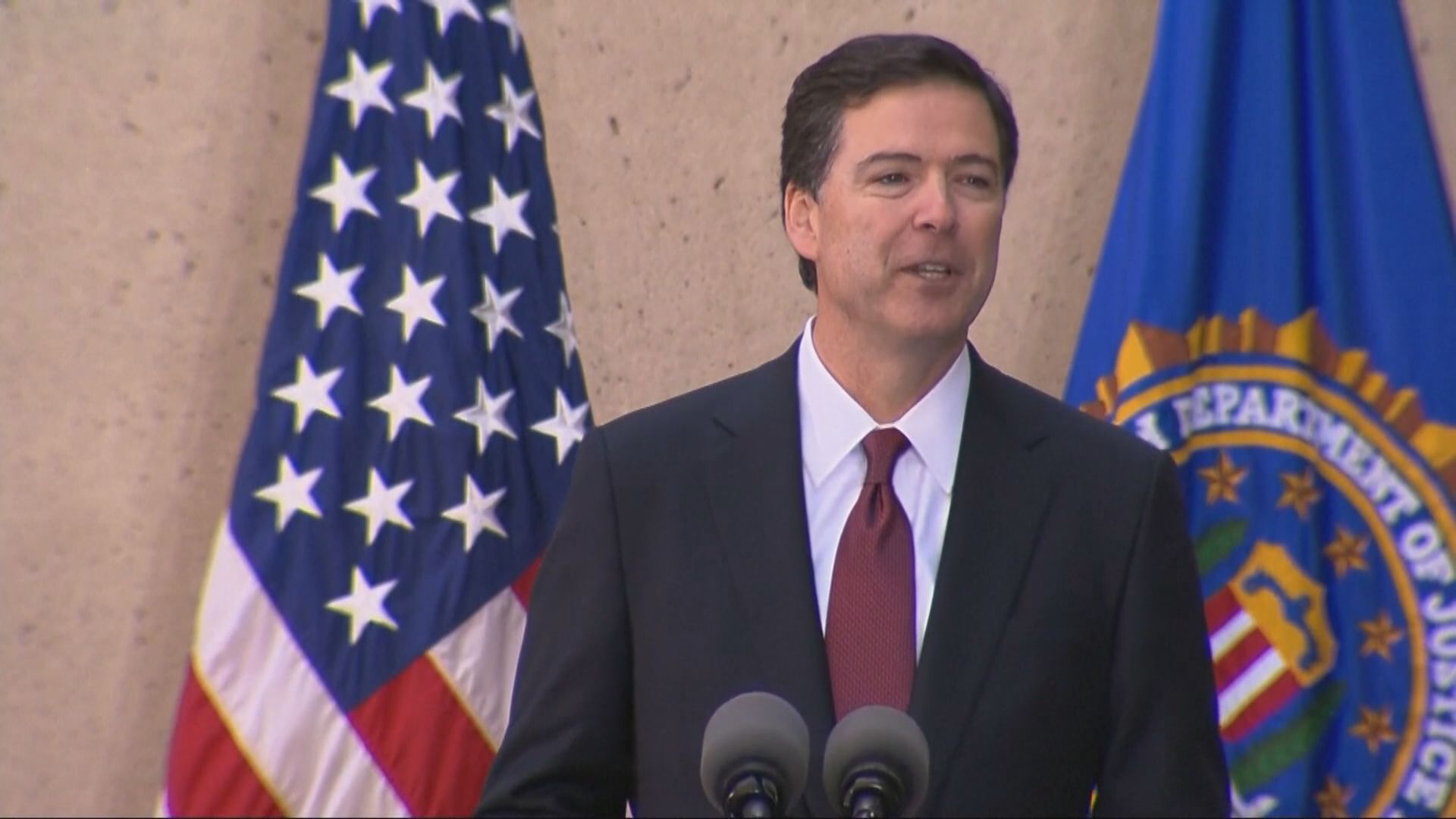 美國聯邦調查局前局長科米首次提堂　否認兩項刑事控罪