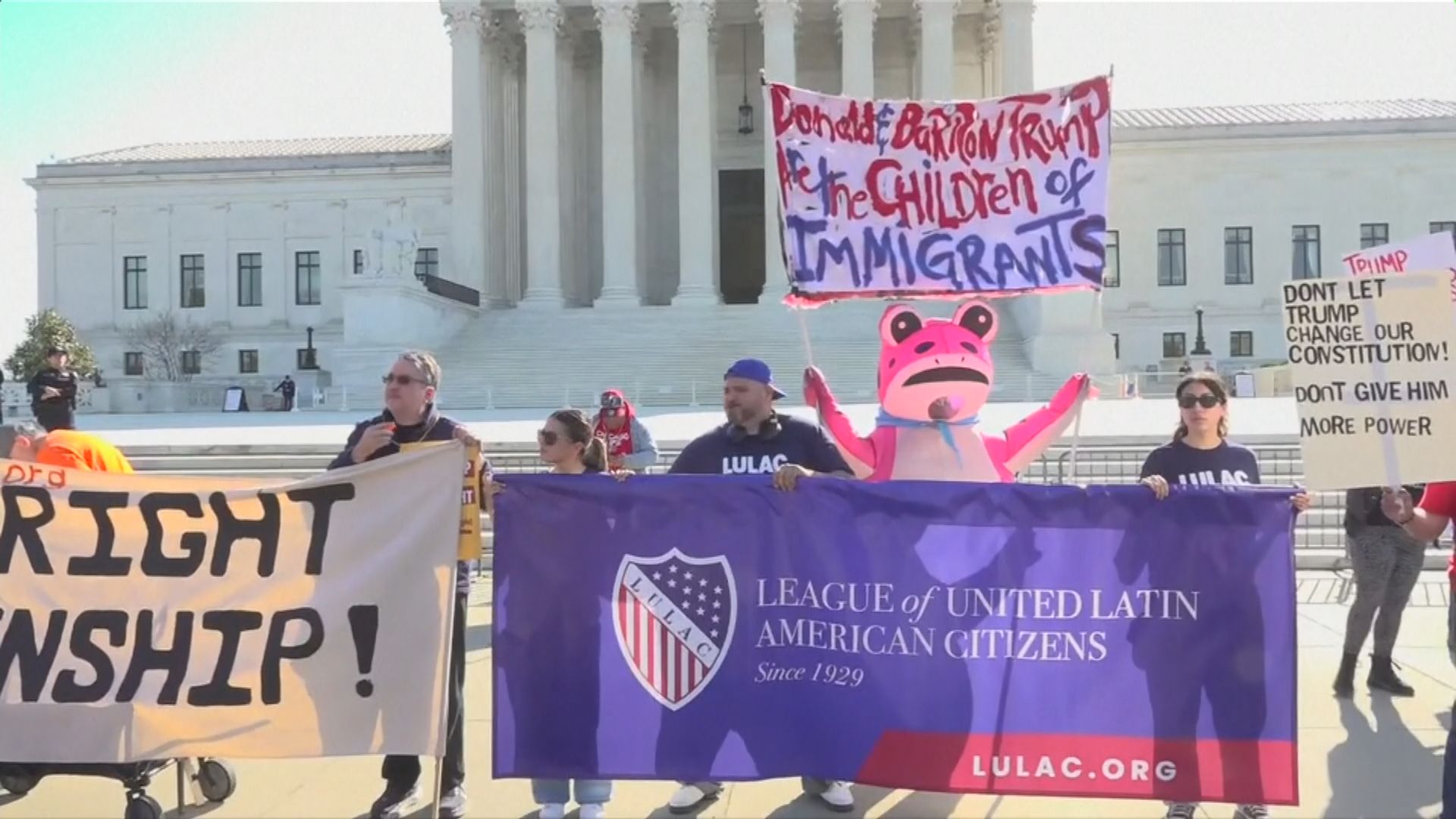 美國最高法院審理限制出生公民權是否違憲　特朗普出席口頭辯論