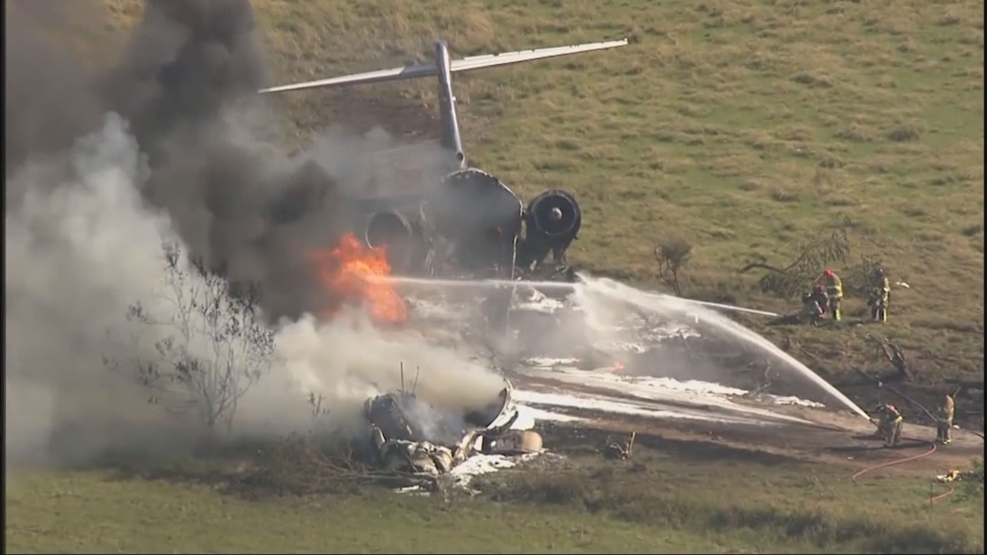 美國得州飛機起飛時墜毀　機上全部人生還