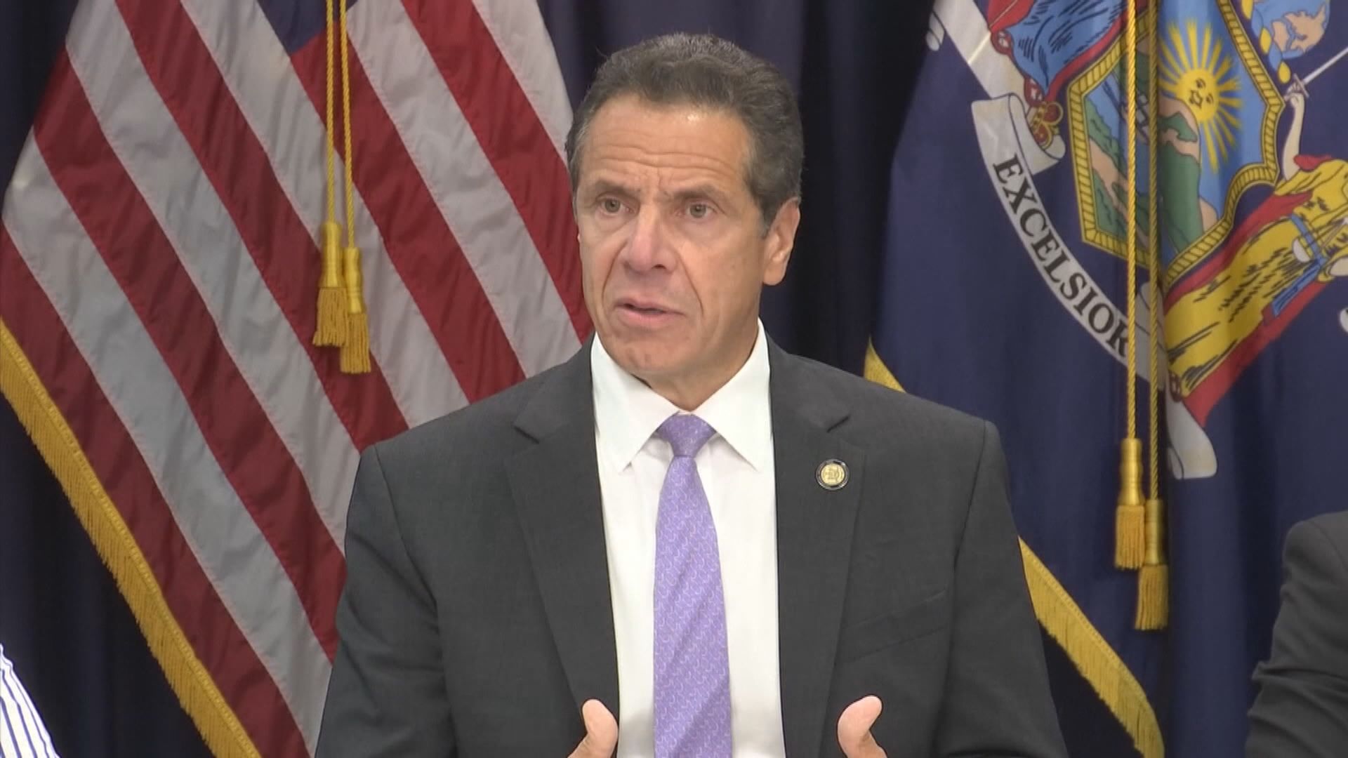 被指性騷擾多名女性　紐約州州長科莫重申不會辭職