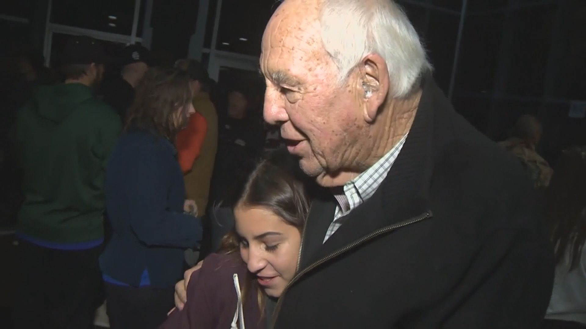 美富商向受加州山火影響師生捐逾百萬美元