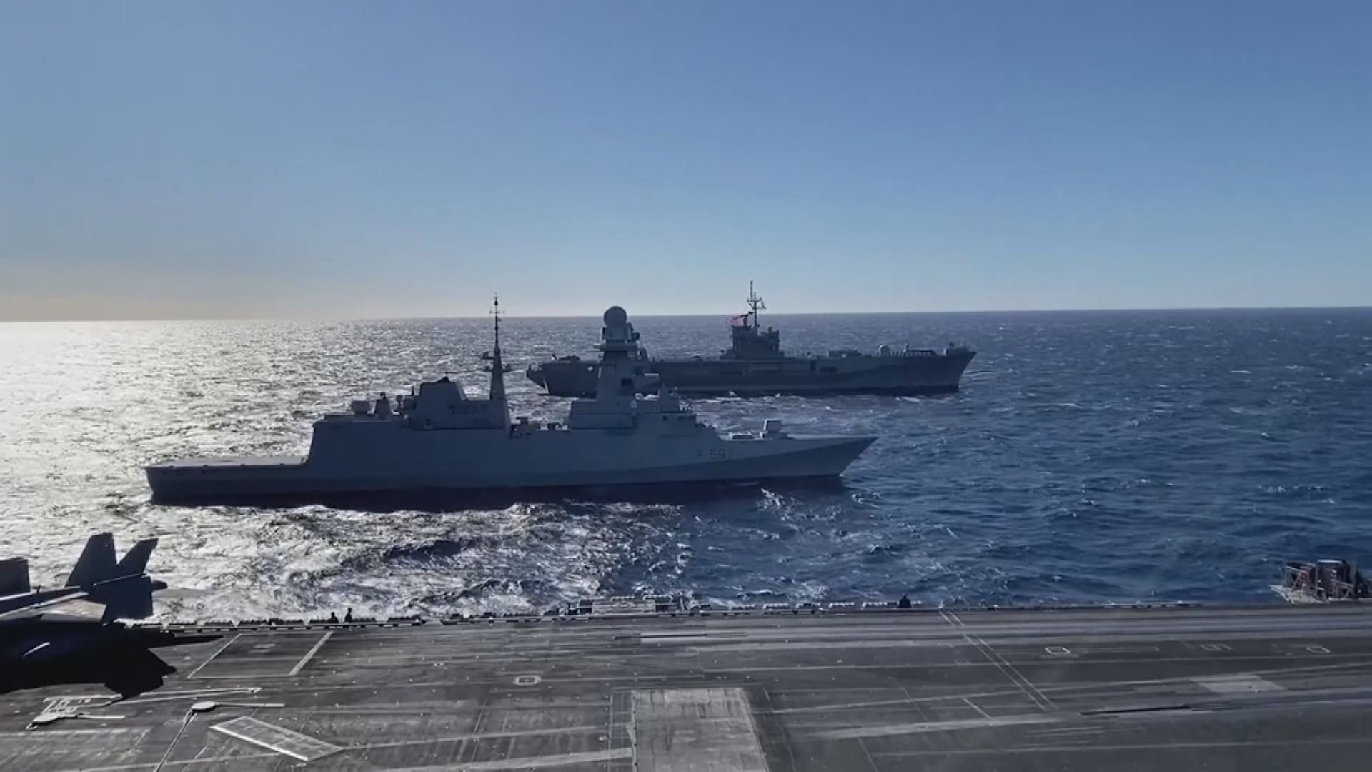 美國海軍及海軍陸戰隊於南海演習