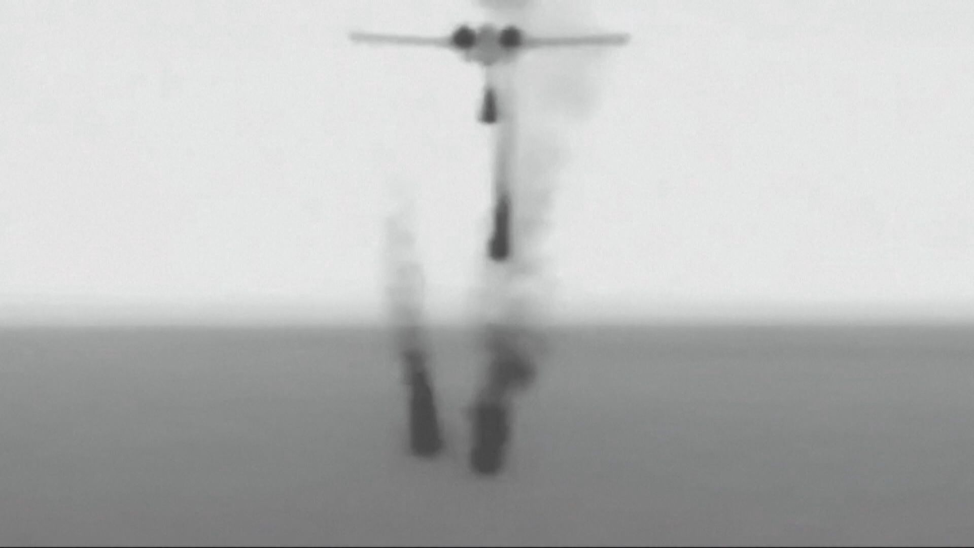 美國指俄軍戰機發射照明彈擊中無人機