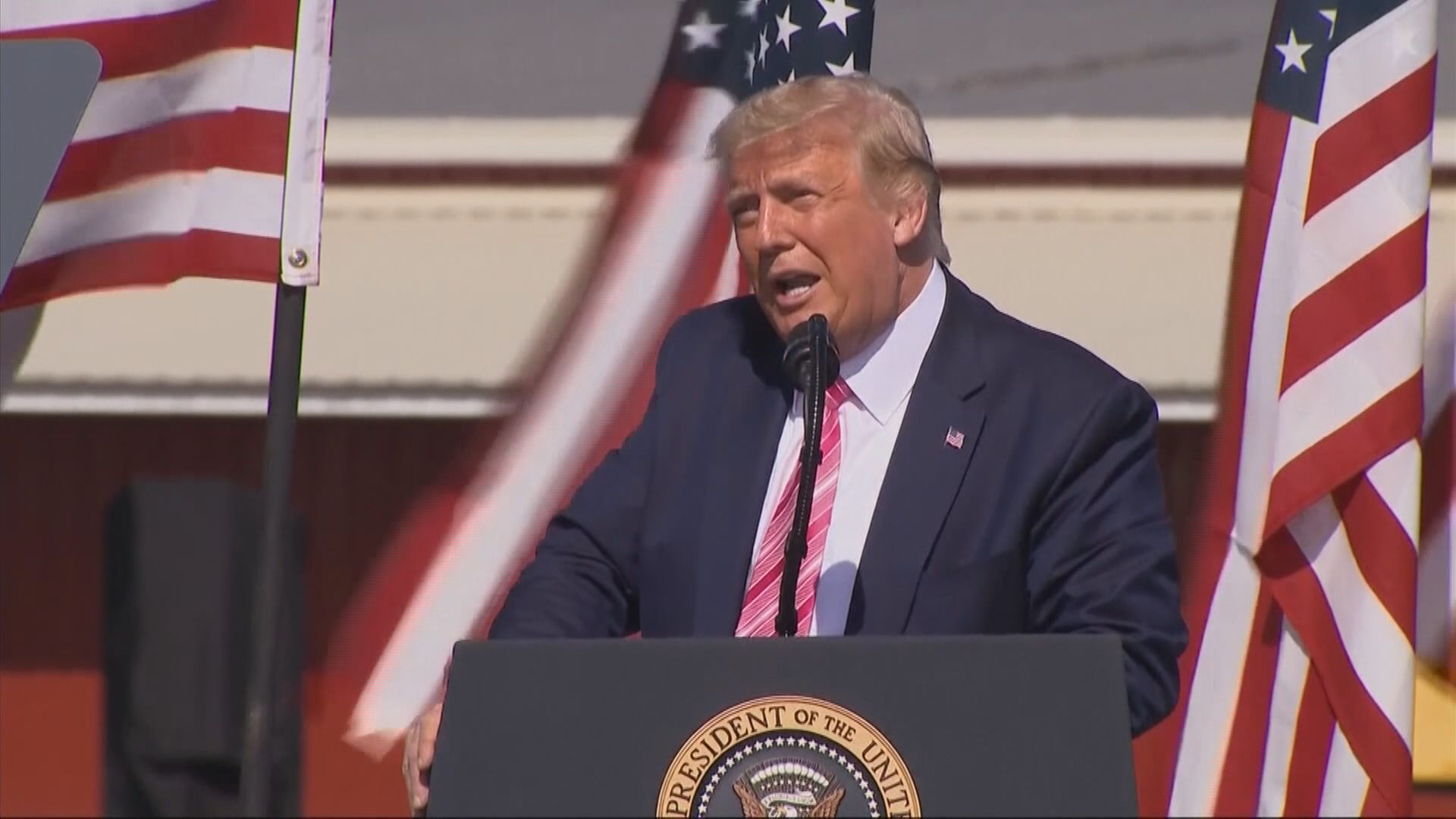 特朗普重申疫情已有逆轉　拜登再批特朗普處理疫情不力