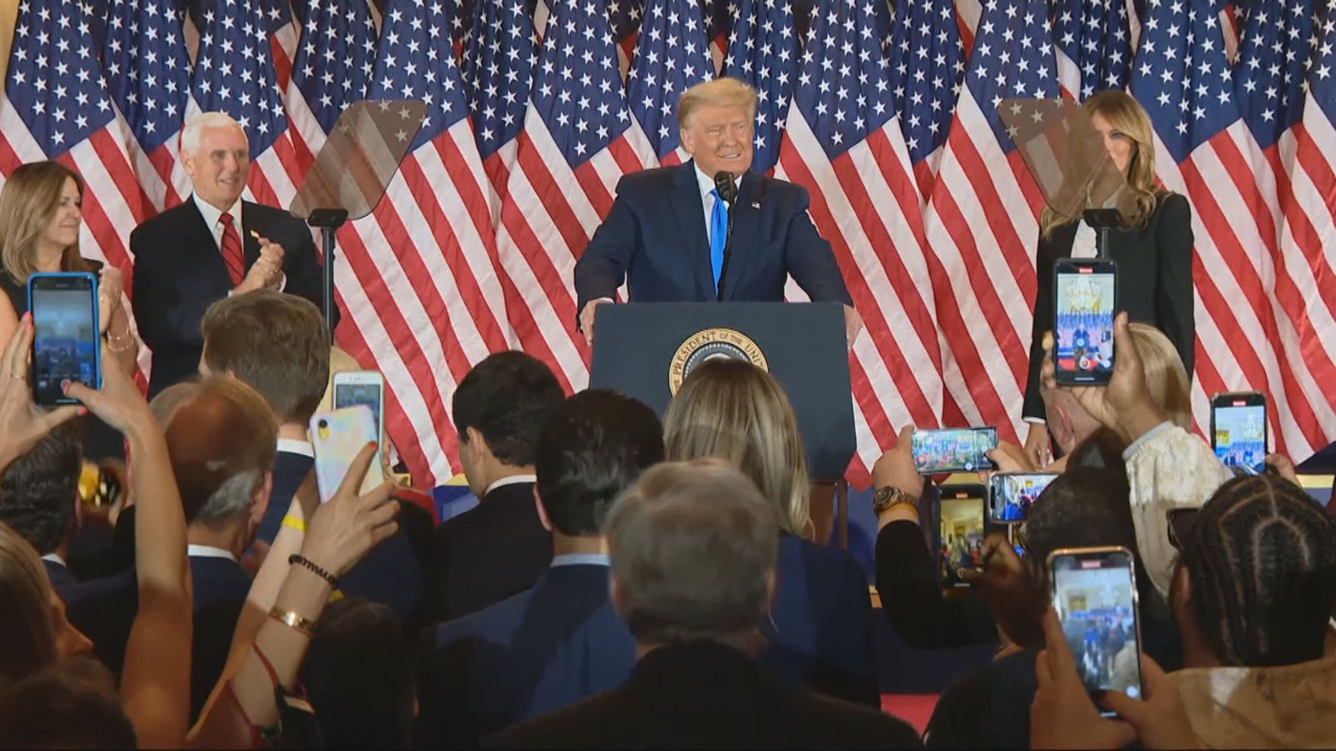 特朗普和彭斯在共和黨州長初選「打對台」為不同黨友站台