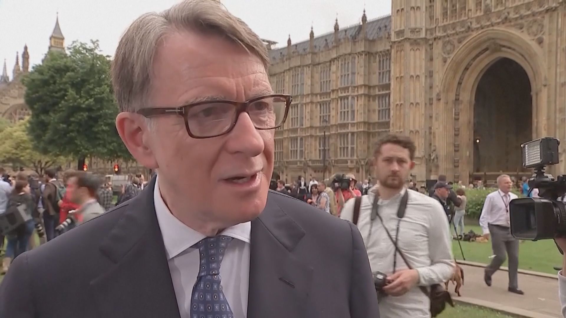 愛潑斯坦醜聞｜涉洩政府內部資訊　英國警方向文德森展開刑事調查