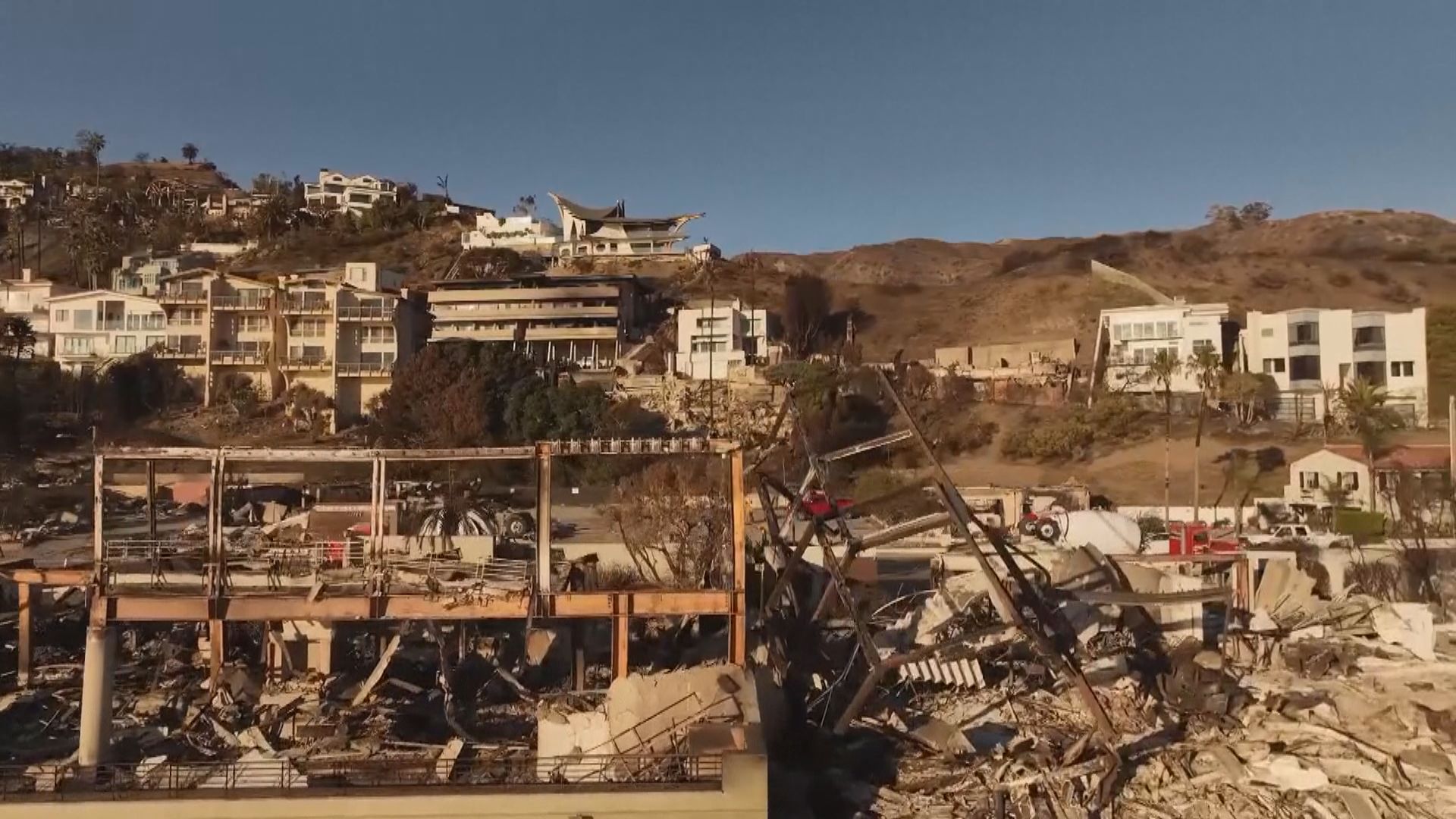 加州山火增至27死　災民料需時一周甚至數月才可重返家園