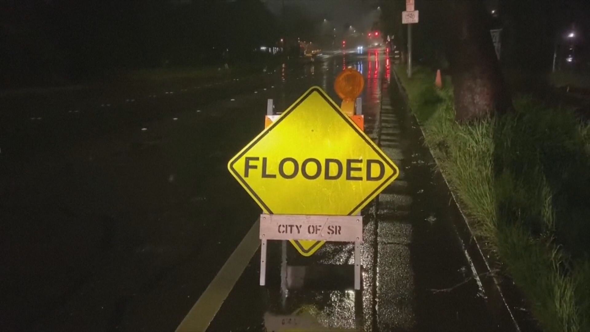 美國加州受暴風雨吹襲　多處嚴重水浸