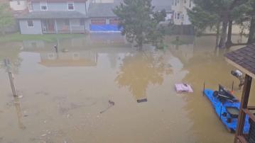 美國阿拉斯加州冰湖決堤引發洪災