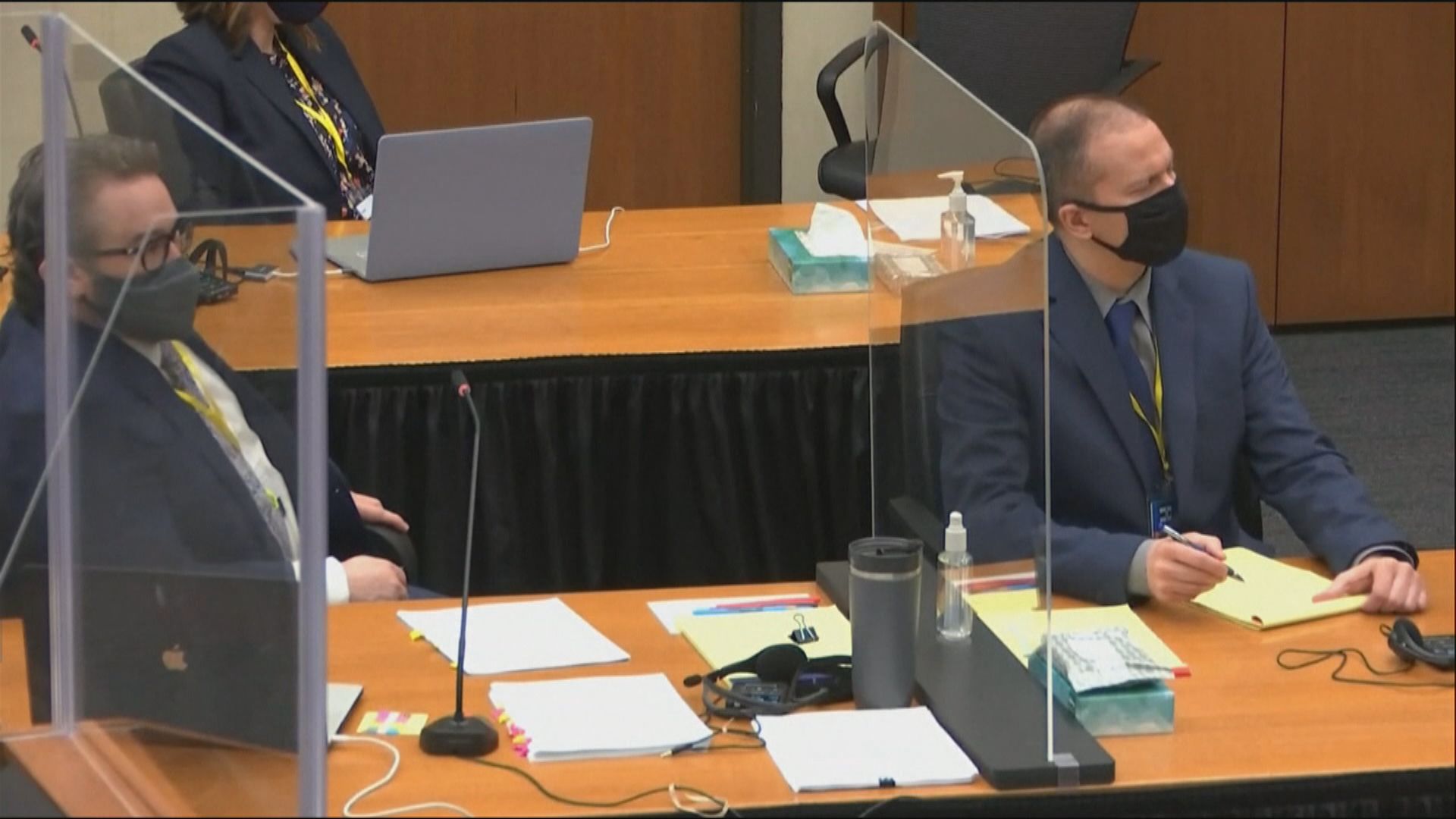 美國弗洛伊德跪頸案前警員被加控三級謀殺