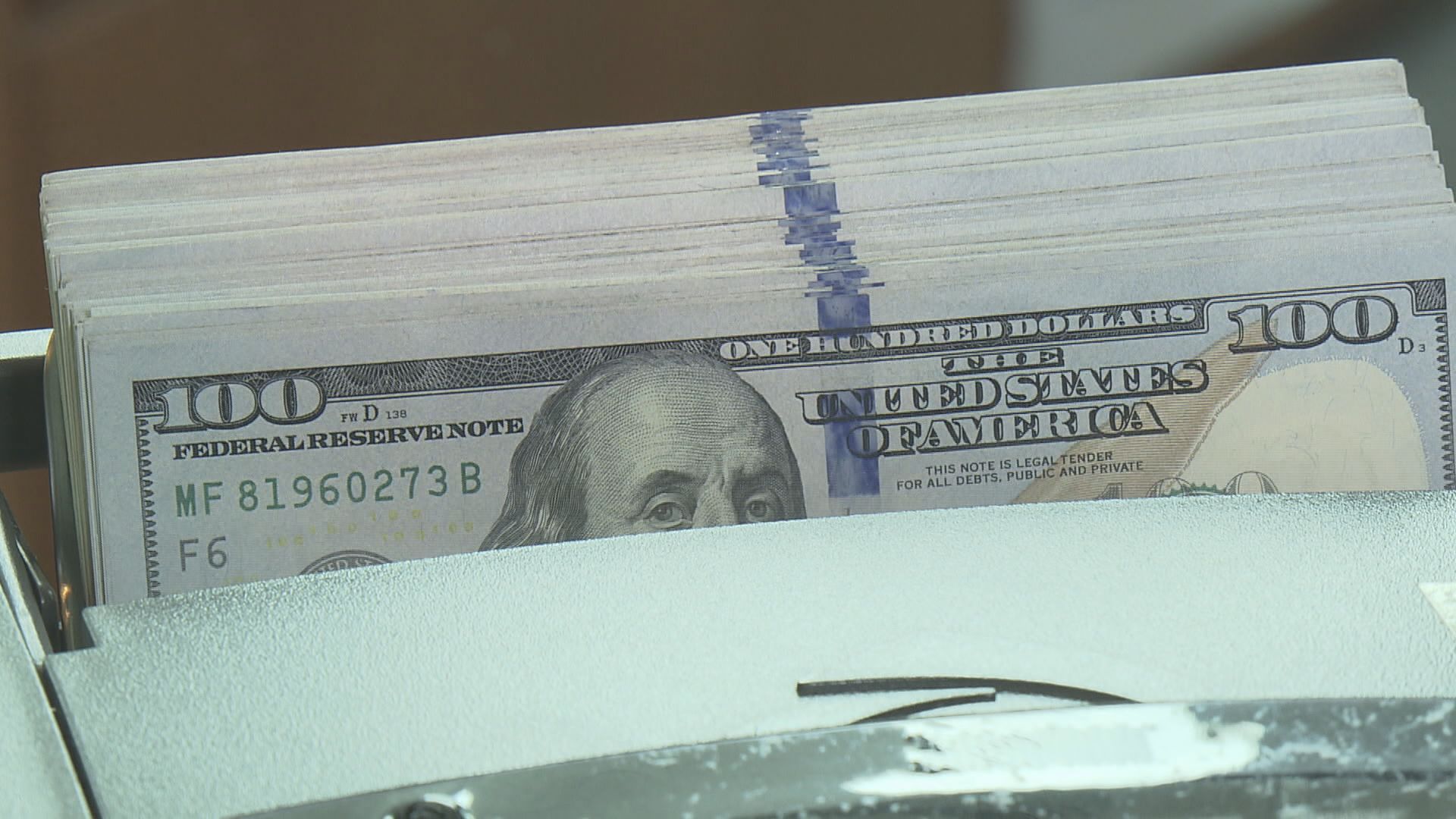 美匯創13個月新高後回軟