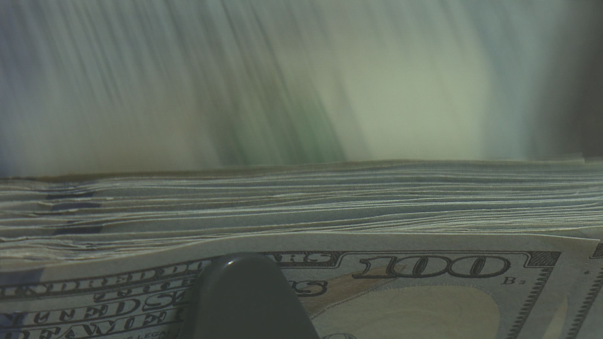 美匯指數4連跌　英鎊急升1%