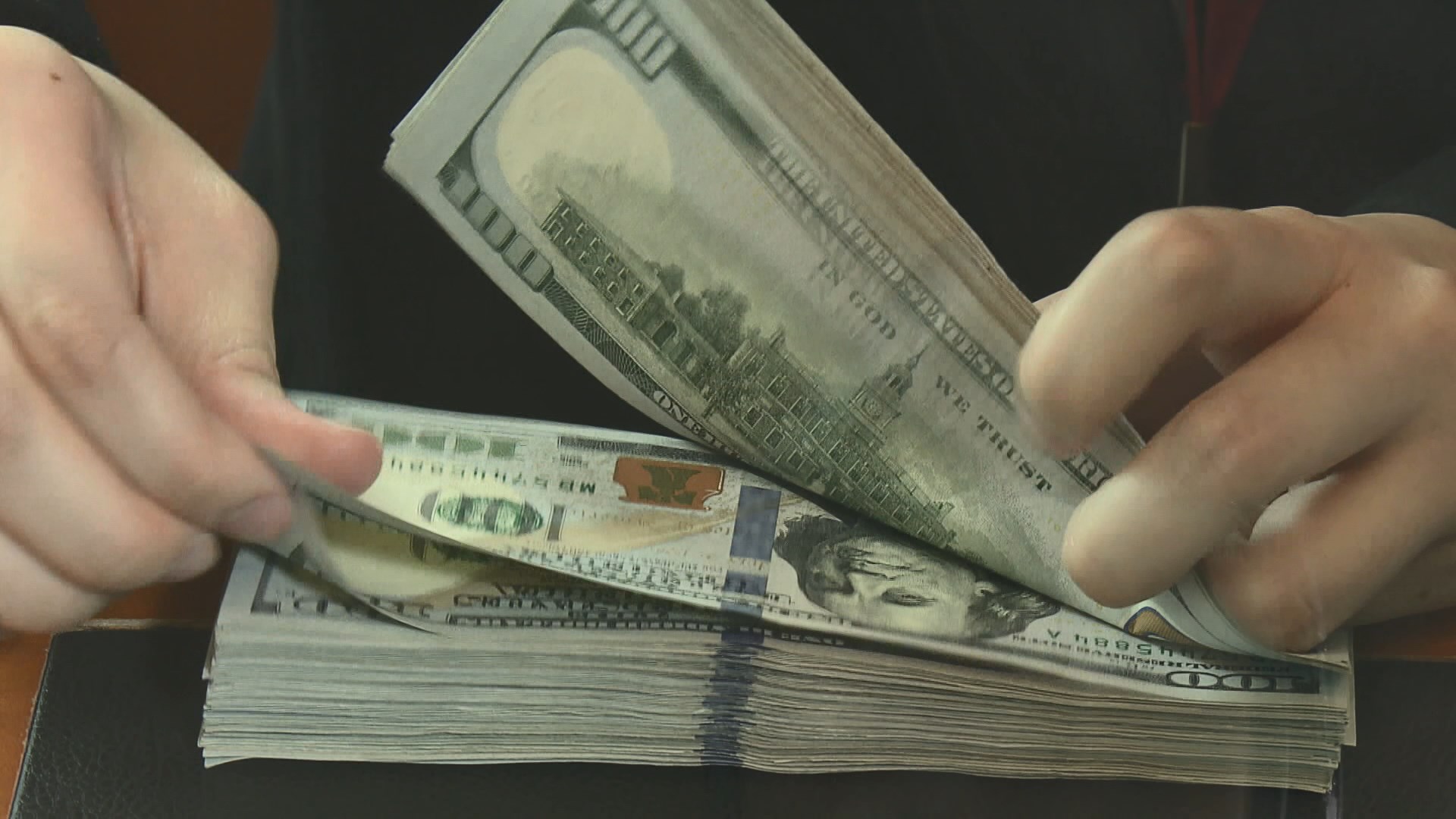 美元匯價上升　澳元跌1%