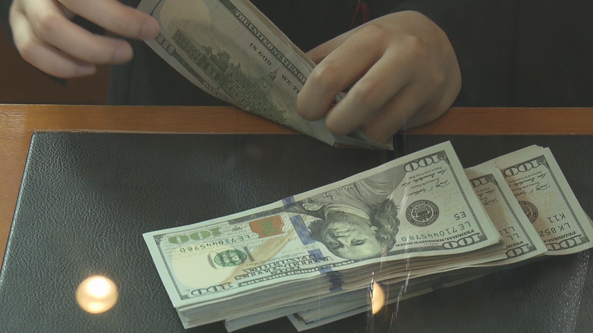 美匯指數結束2天升勢偏軟　首季升3.6%