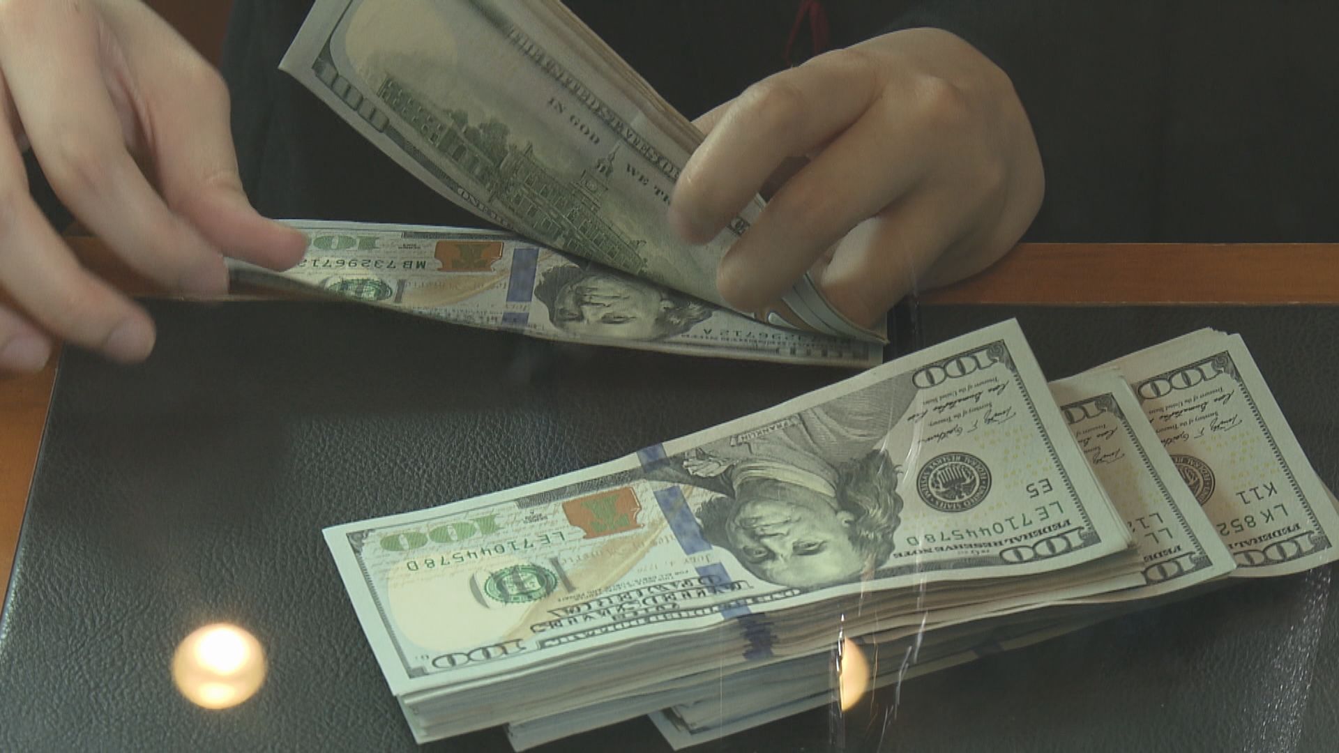 美匯指數升至一個月高位　日圓跌約2%