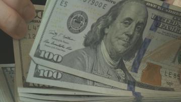 美匯跌穿98　市場加大對聯儲局9月減息押注