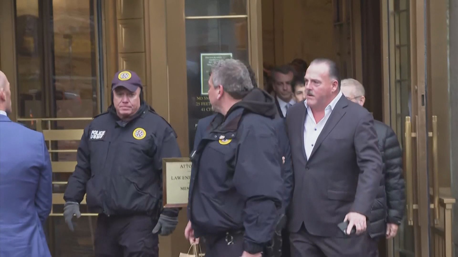 FTX創辦人引渡回美國受審　獲准以2.5億美元保釋