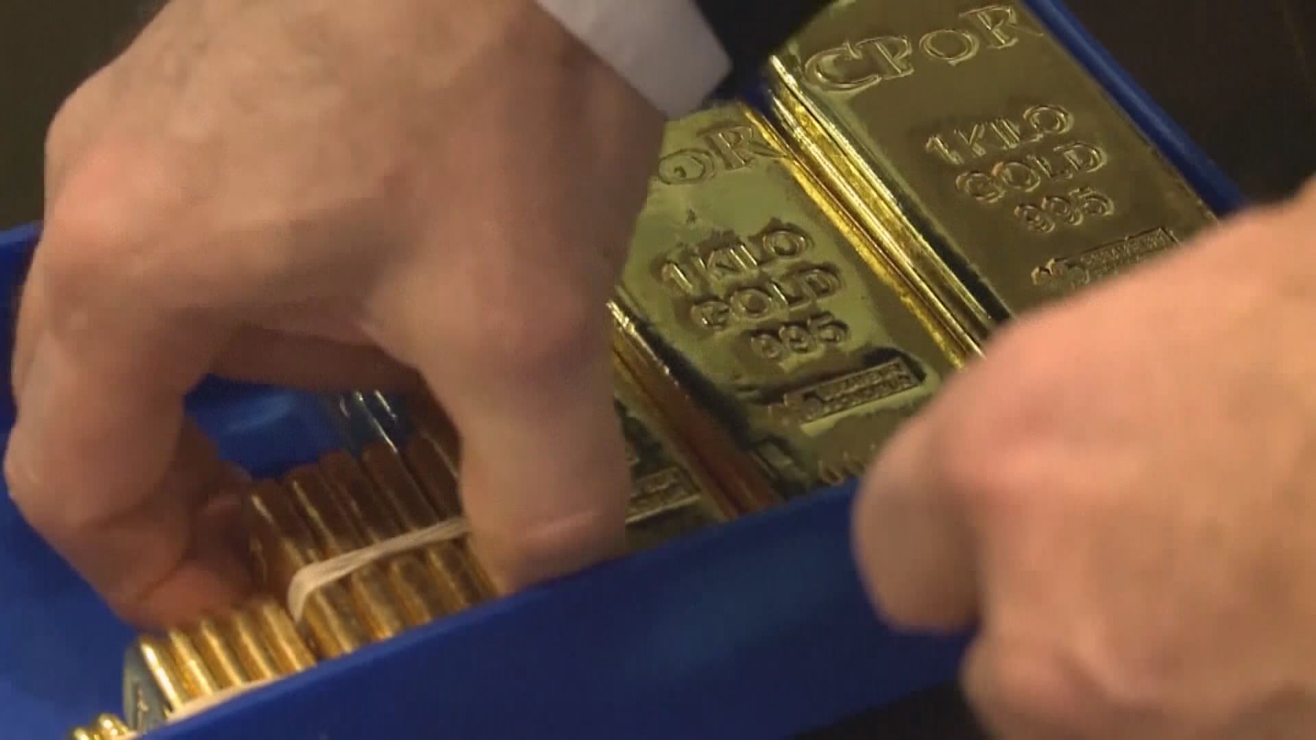 金價微跌　高盛看好明年金價