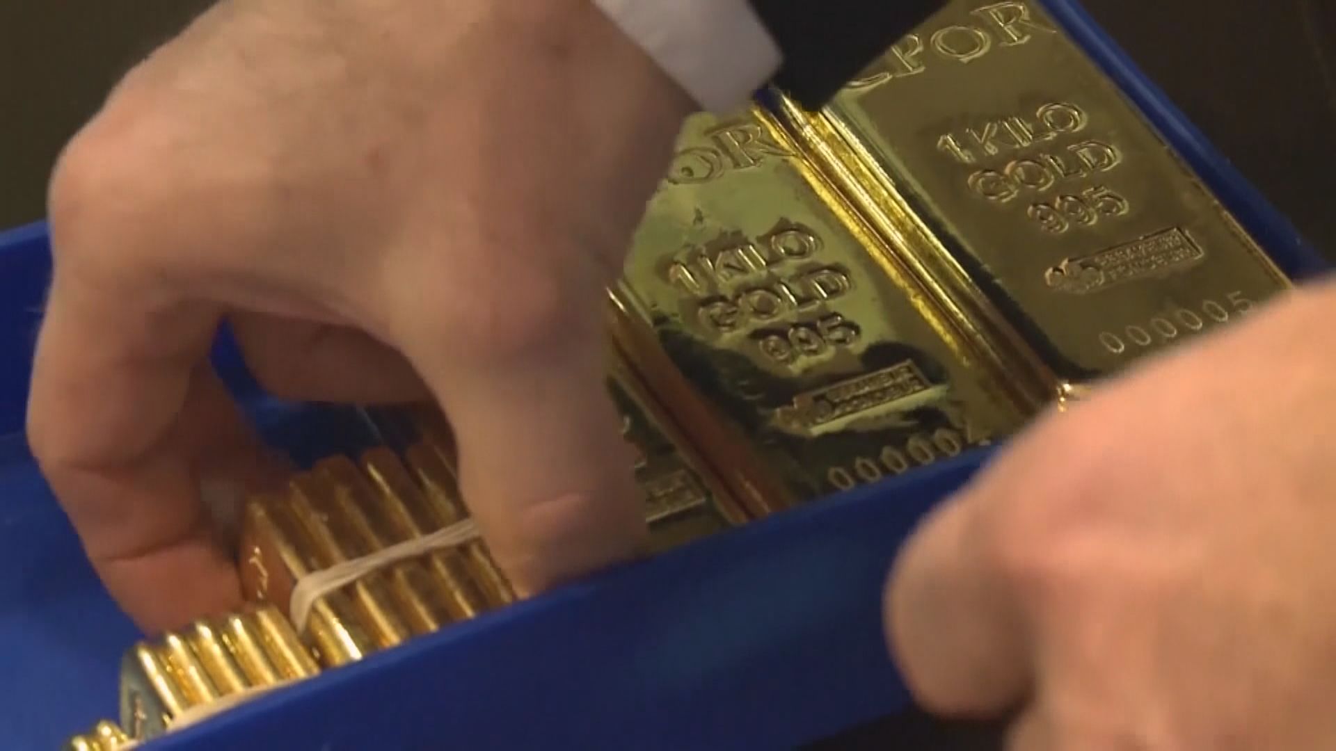 金價曾升至逾五周高位