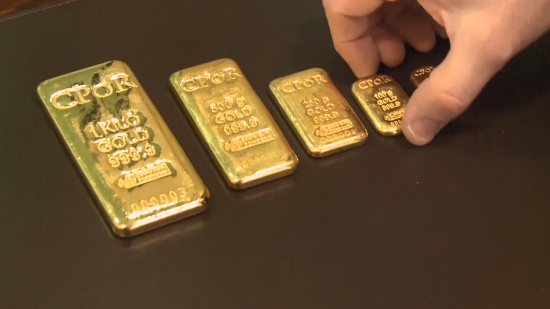 金價曾升至逾六年半高位　因中東緊張局勢持續