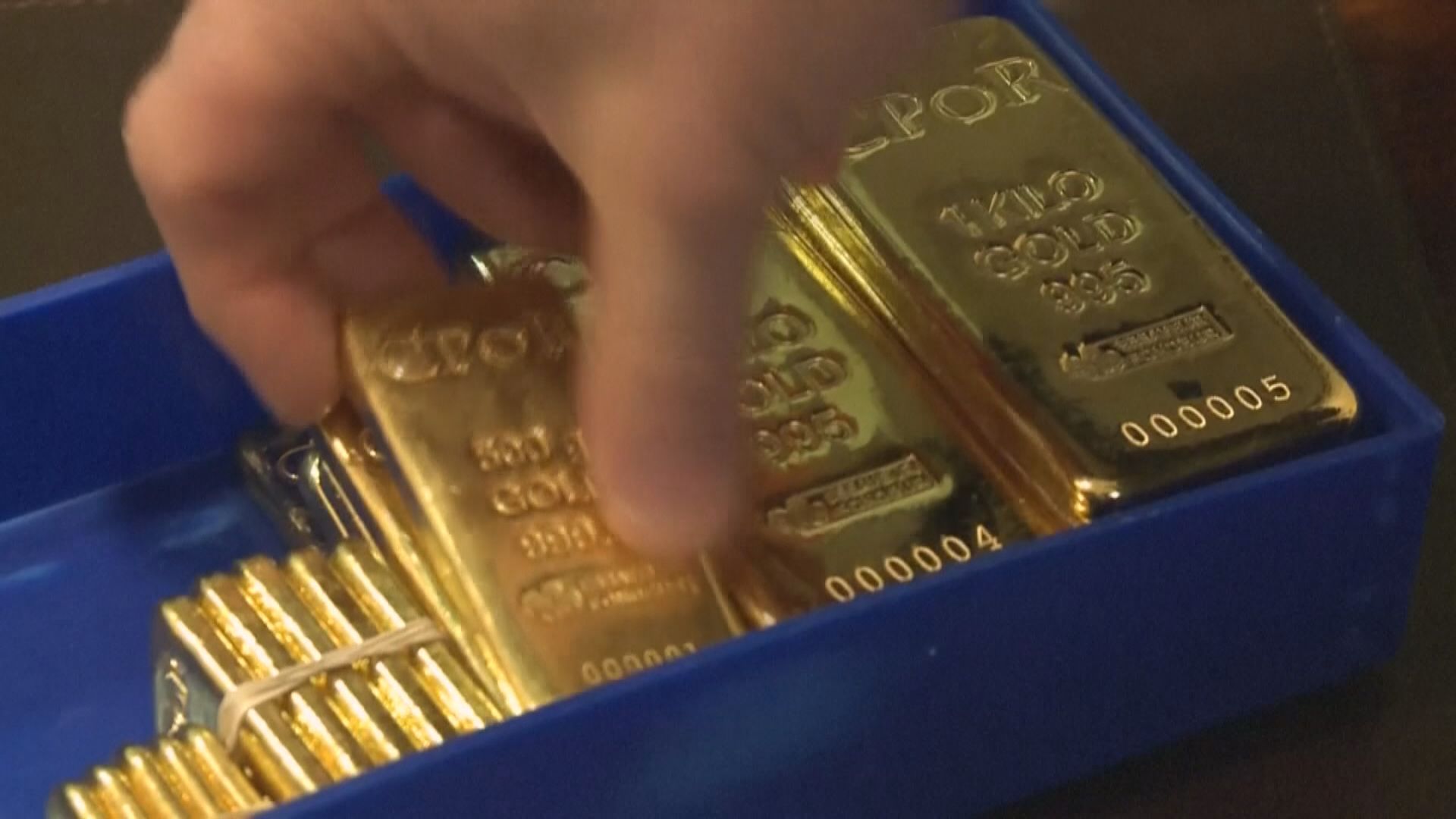 金價升逾1%　重上每盎司1900美元以上