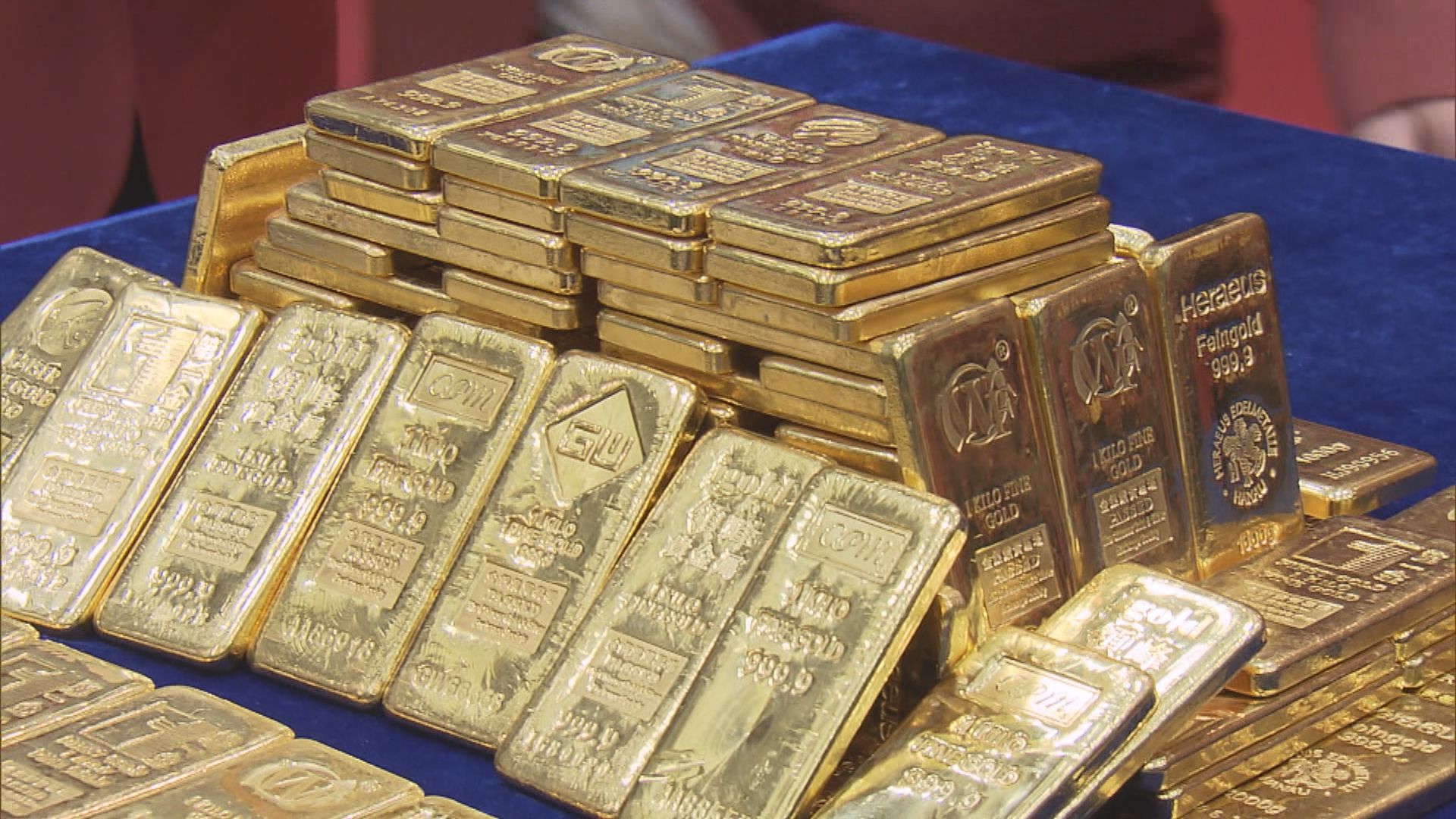 現貨金從逾一個月高位回落　受累美元上升