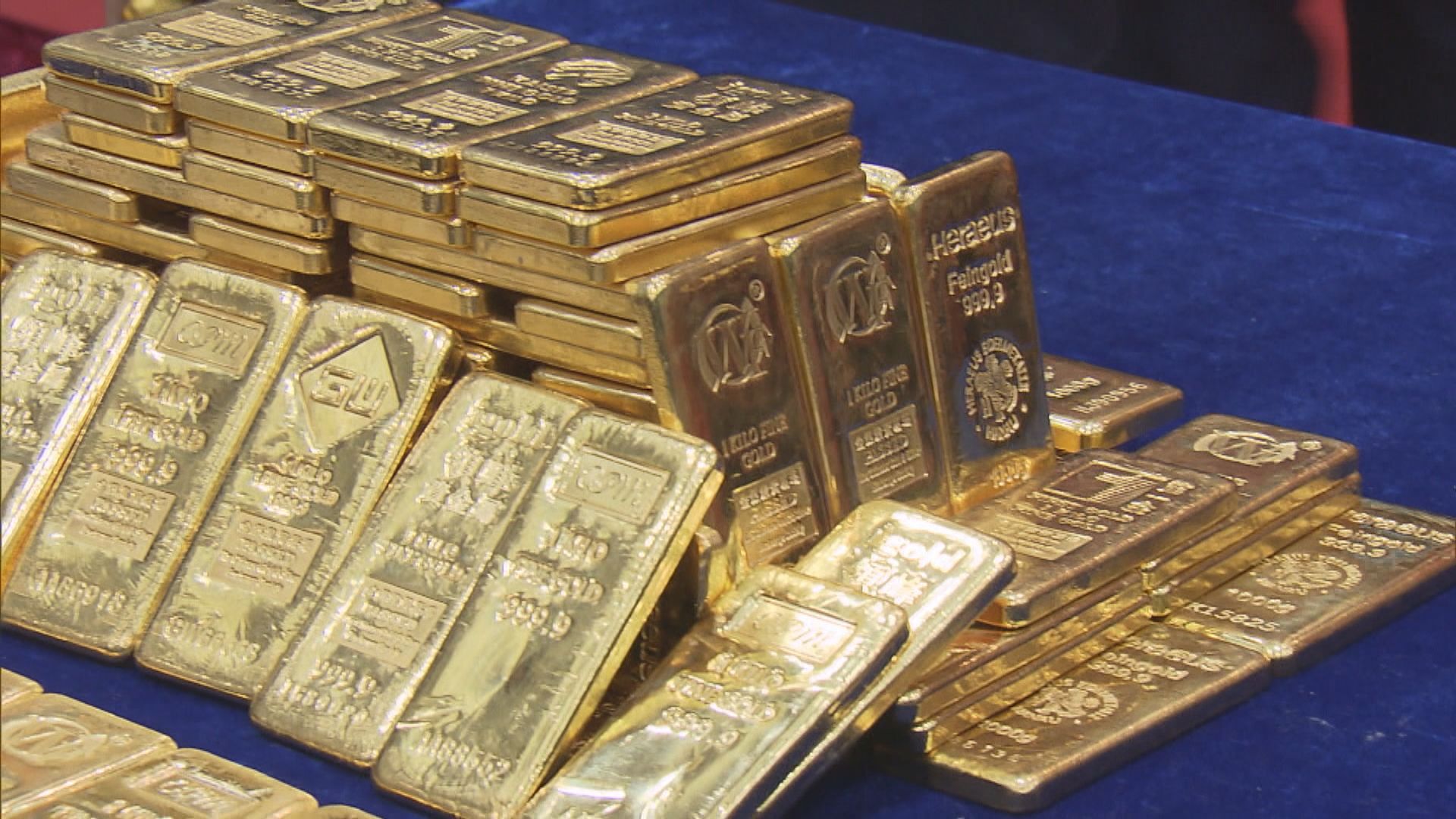 金價轉跌 因美國高利率或將維持更長時間